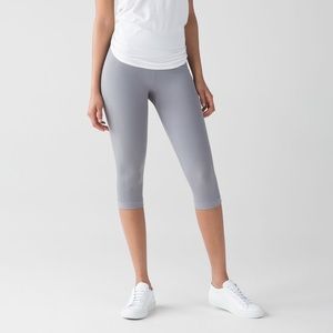 Lululemon EUC Flow & Go Crop Battleship Grey 8